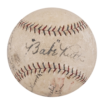 1926 St. Louis Cardinals & New York Yankees World Series Multi-Signed Baseball with 8 Signatures Including Babe Ruth, Grover Cleveland Alexander, Billy Southworth and Jim Bottomley (Beckett)